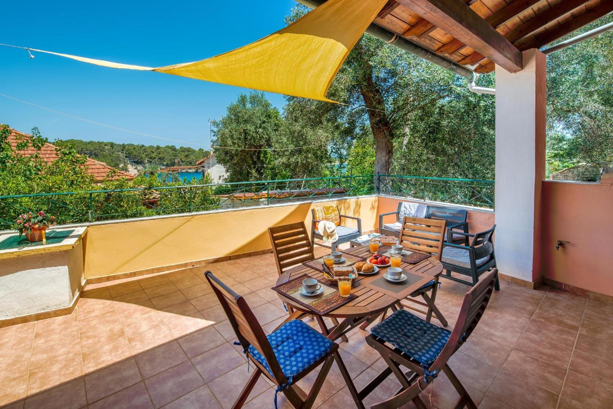 Katia Apartments Gaios Bagian luar foto