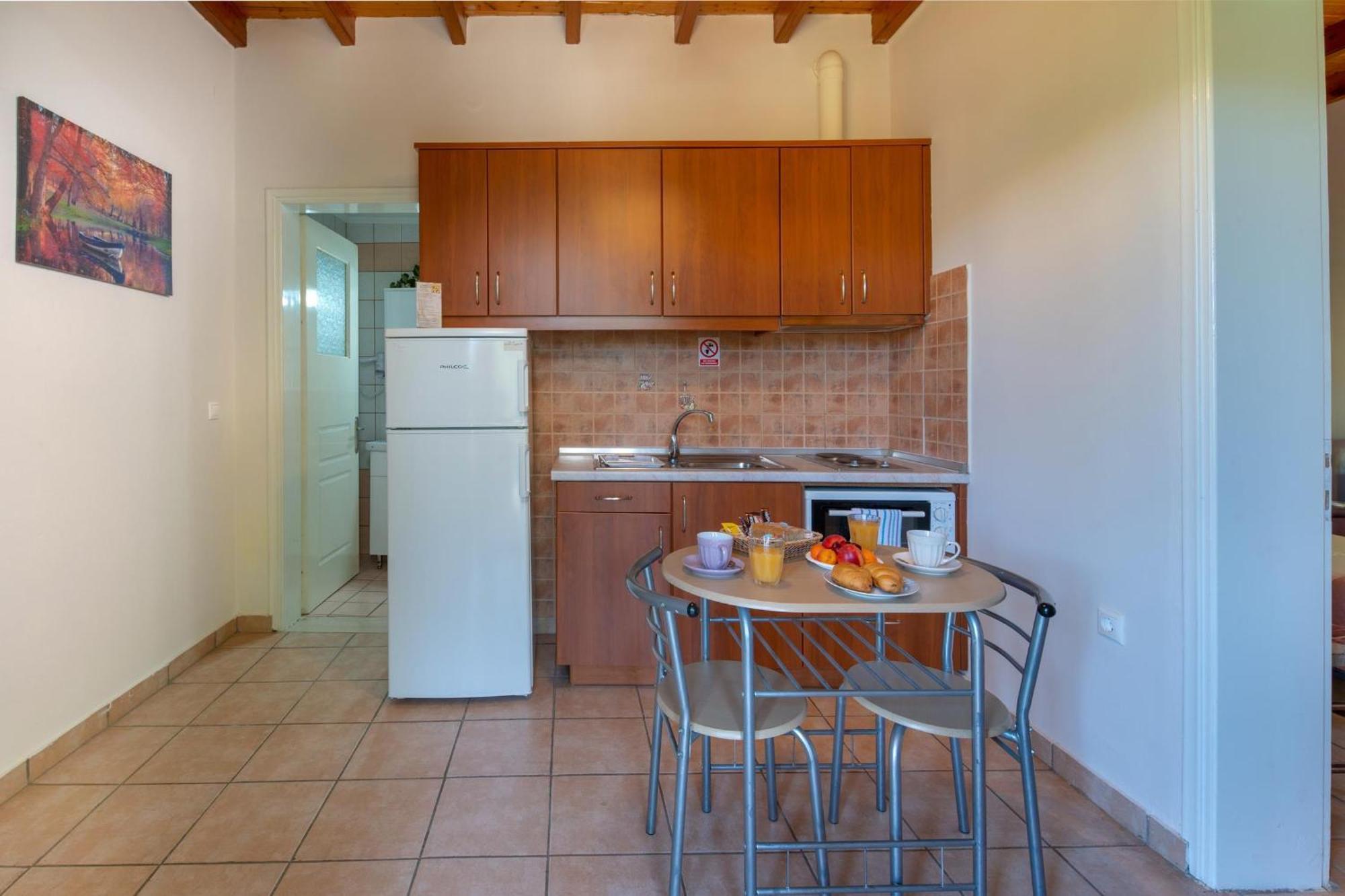 Katia Apartments Gaios Bagian luar foto